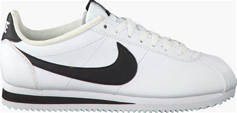 Weiße, silberne Nike Cortez online 